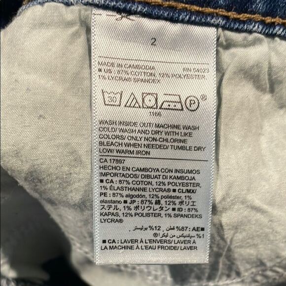 Old Navy Women’s Denim Blue Jean Shorts Size 2 Frayed Hem Casual - Picture 4 of 5